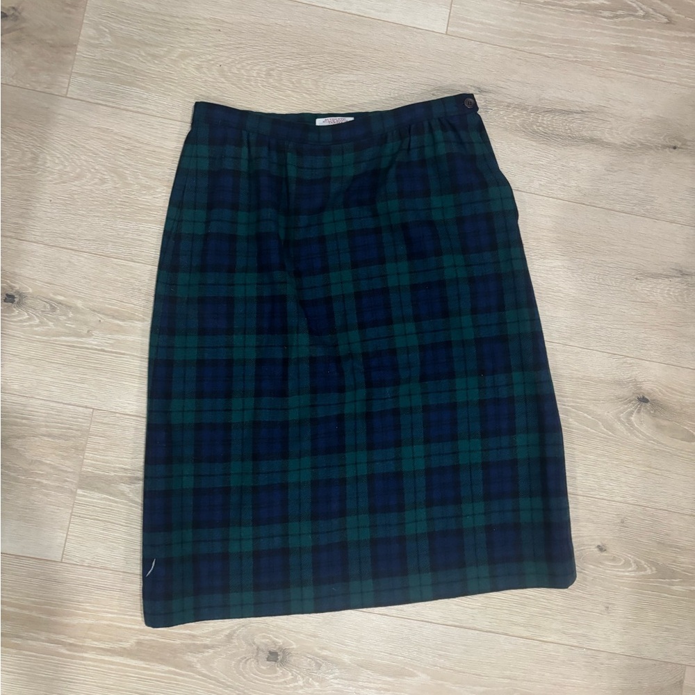 Vintage Pendleton tartan plaid knee length plaid holiday skirt